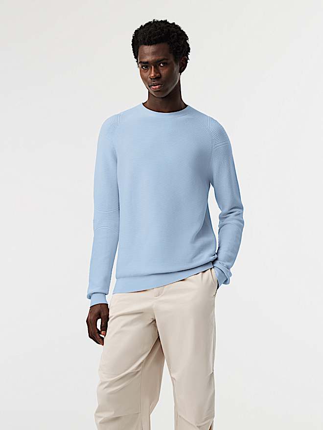 3D KNIT COLLECTION FOR MEN | AlphaTauri