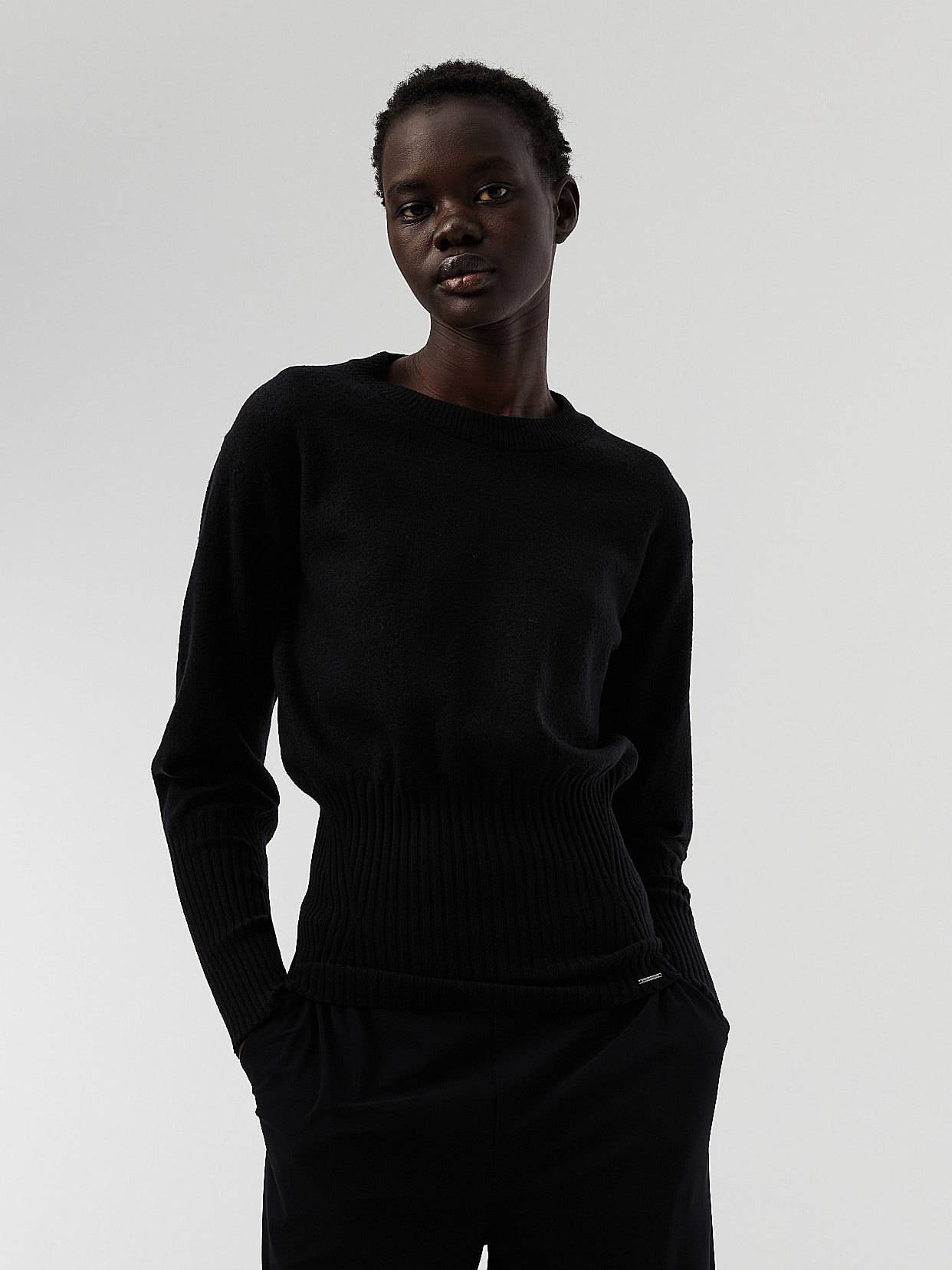Felted Merino Wool Knit Sweater | FRID V1.Y7.02 | Black