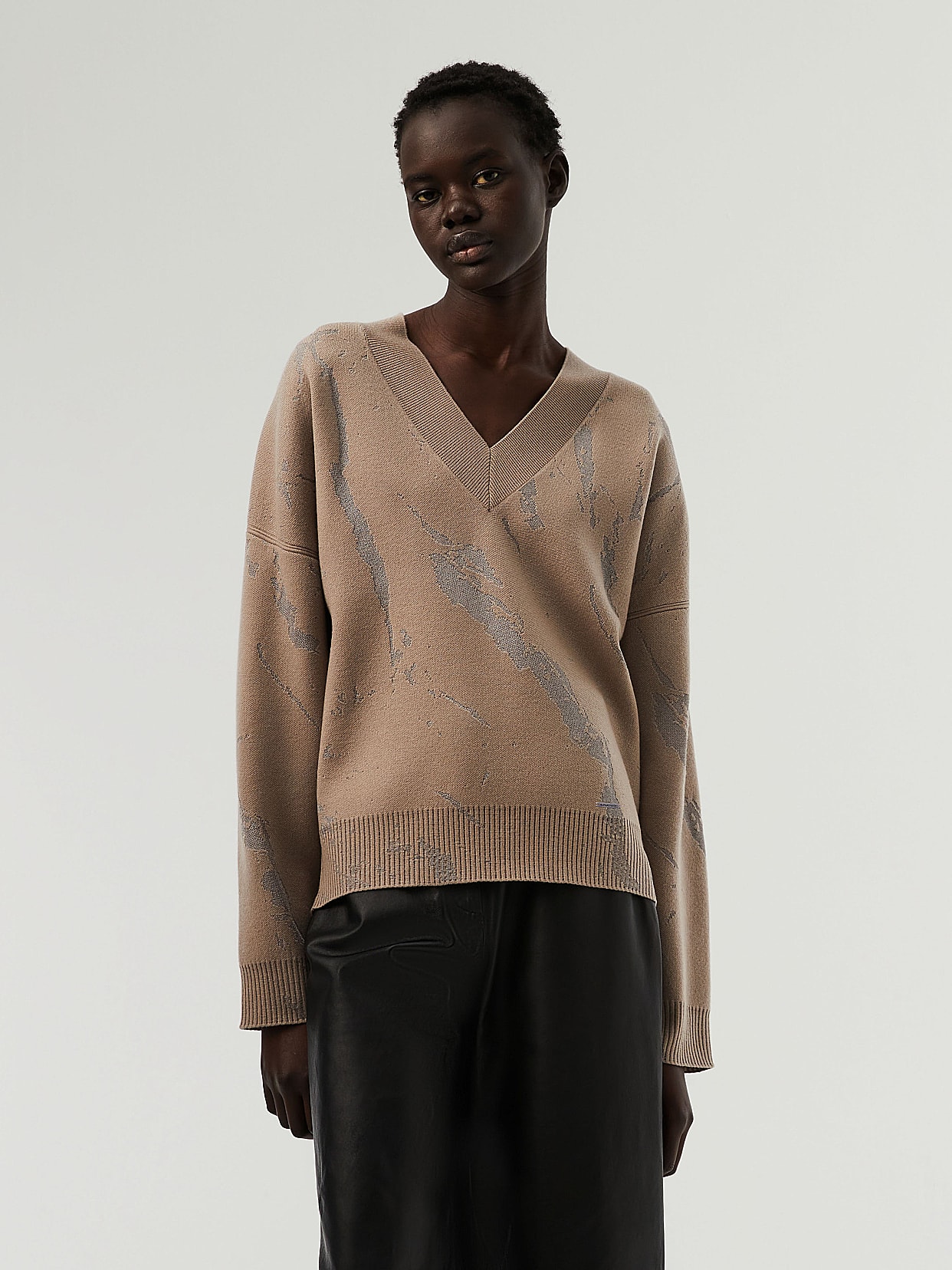 Marble Jacquard Knit V-Neck Sweater, FEMES V1.Y7.02, Brown / Beige