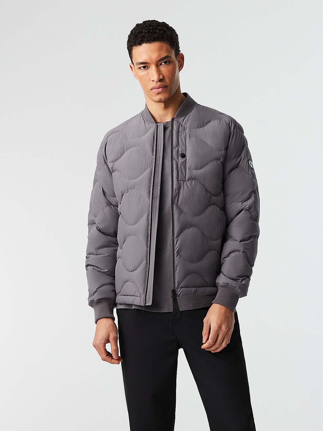 Chaqueta acolchada PrimaLoft OLIGT V1.Y8.02 Gris Oscuro AlphaTauri