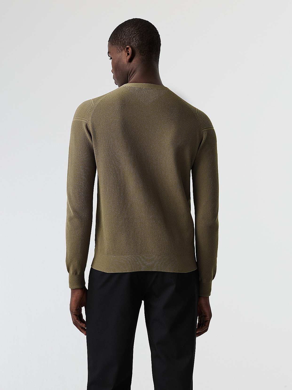 Seamless 3D Performance Knit Crewneck Sweater | FOSOP V4.Y8.02 | Olive |  AlphaTauri