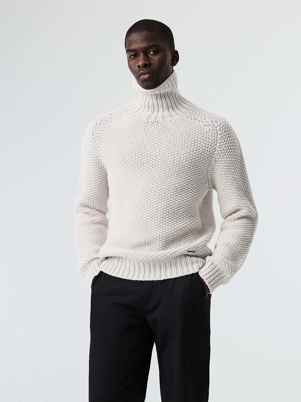 Seamless 3D Chunky Knit Turtleneck Sweater FINAR V1.Y8.02 Off White AlphaTauri