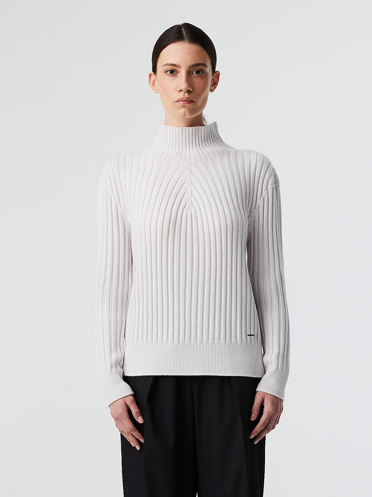 Sweat shirt a col montant en maille 3D sans couture FORAS V1.Y8.02 Blanc Casse AlphaTauri