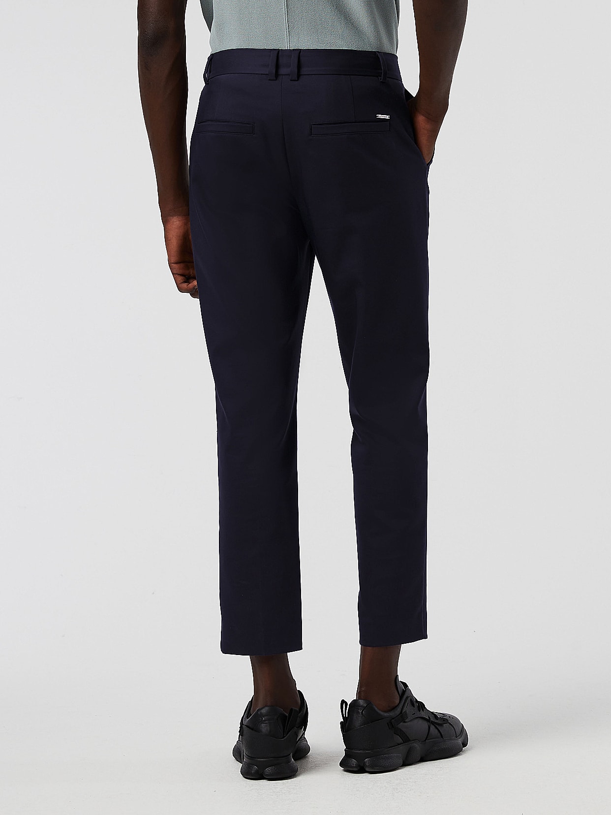 Tapered Pants with Pleats | PELAN V4.Y8.01 | Navy | AlphaTauri