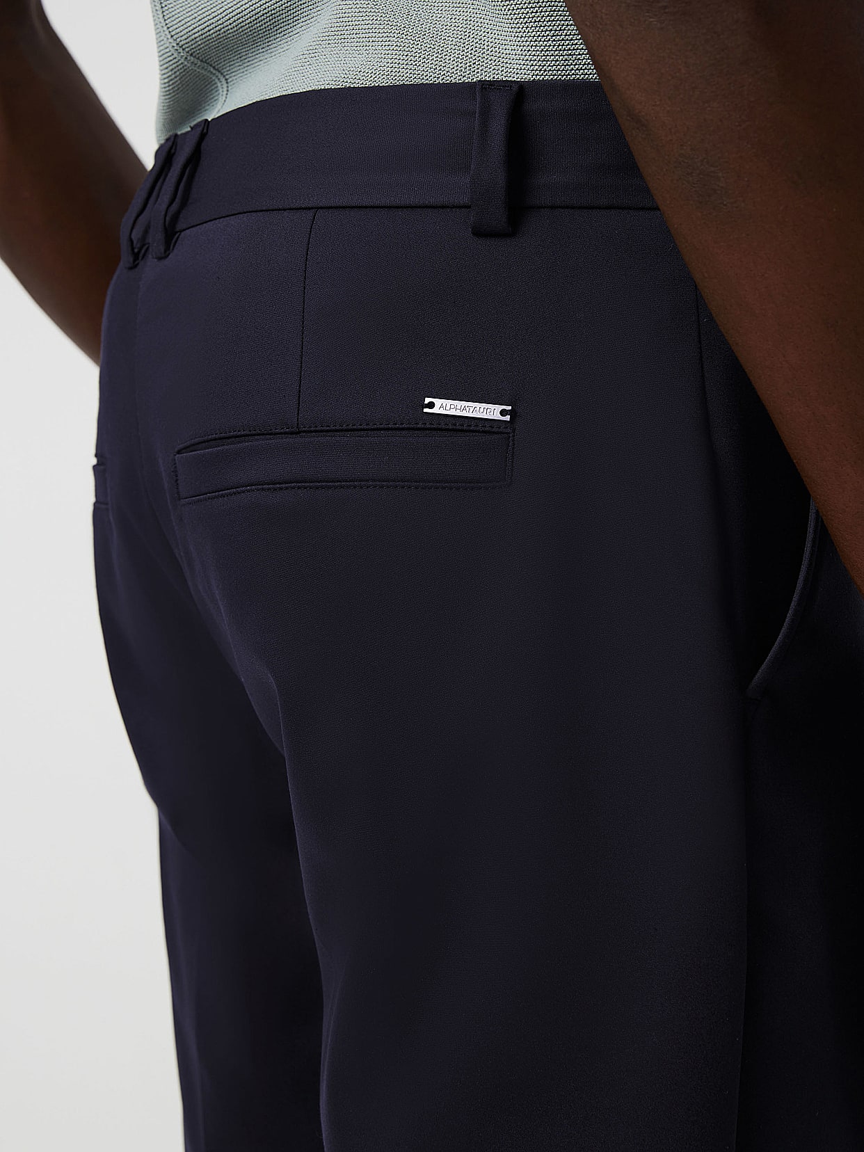 Tapered Pants with Pleats | PELAN V4.Y8.01 | Navy | AlphaTauri