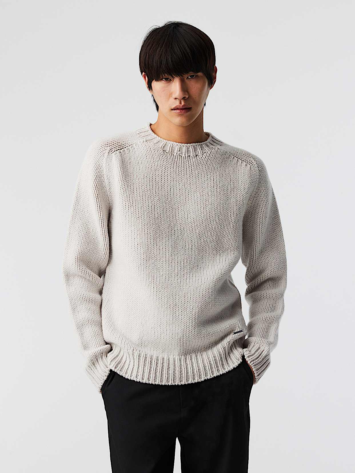 選ぶなら 3D Seamless Chunky V1.Y8.02 FINAW | Sweater Crewneck Knit 小物