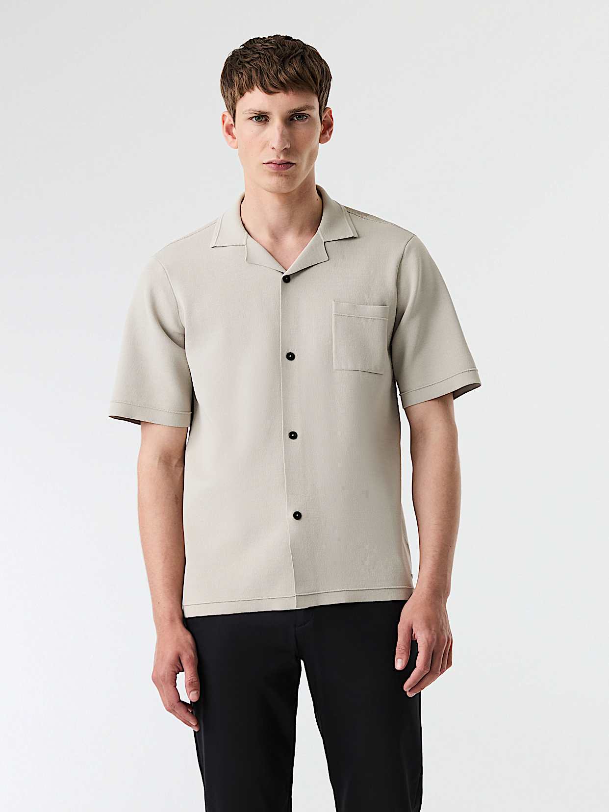 [COSYHARU公式] Pigment Muscle Fit Short Sleeve Knit COSYHARU – einz.jp