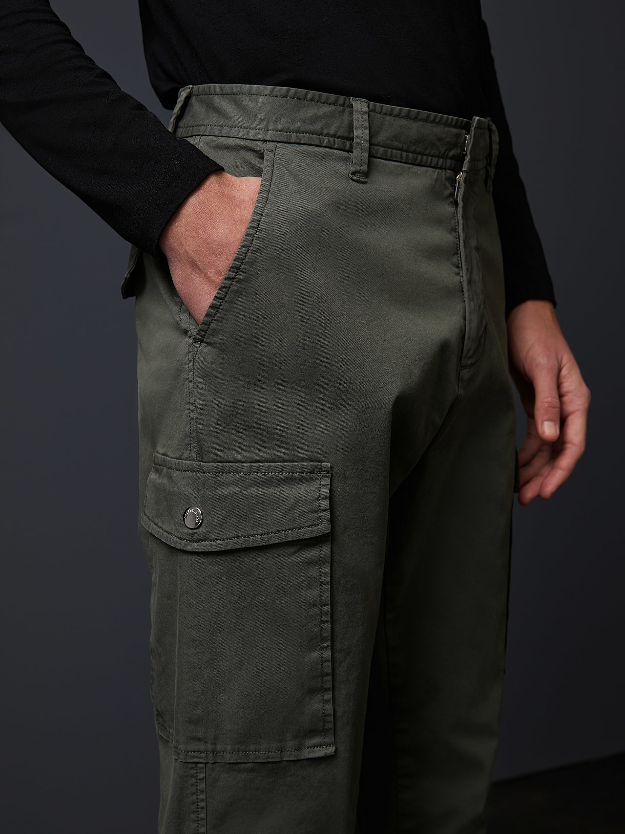 AlphaTauri | PARGA V2.Y6.02 | コットン カーゴパンツ in グリーン for メンズ AlphaTauri | PARGA V2.Y6.02 | コットン カーゴパンツ in グリーン for メンズ