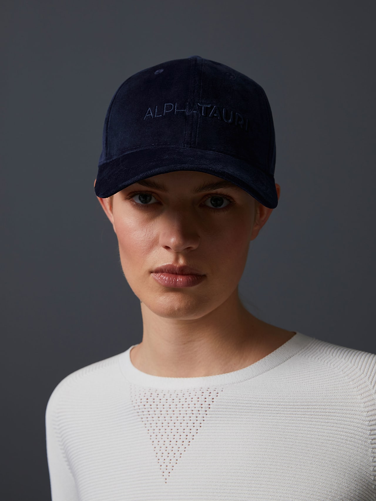 AlphaTauri | AVISOR V1.Y6.02 | Velvet Cap in Navy for Unisex AlphaTauri | AVISOR V1.Y6.02 | Velvet Cap in Navy for Unisex