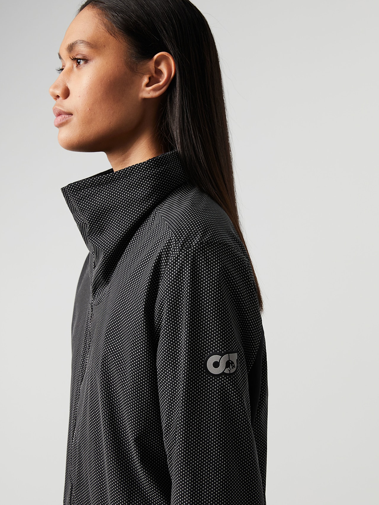 AlphaTauri | OCOMM V1.C1.03 | Heatable and Water-Repellent Jacket in Black / Grey for Unisex AlphaTauri | OCOMM V1.C1.03 | Heatable and Water-Repellent Jacket in Black / Grey for Unisex