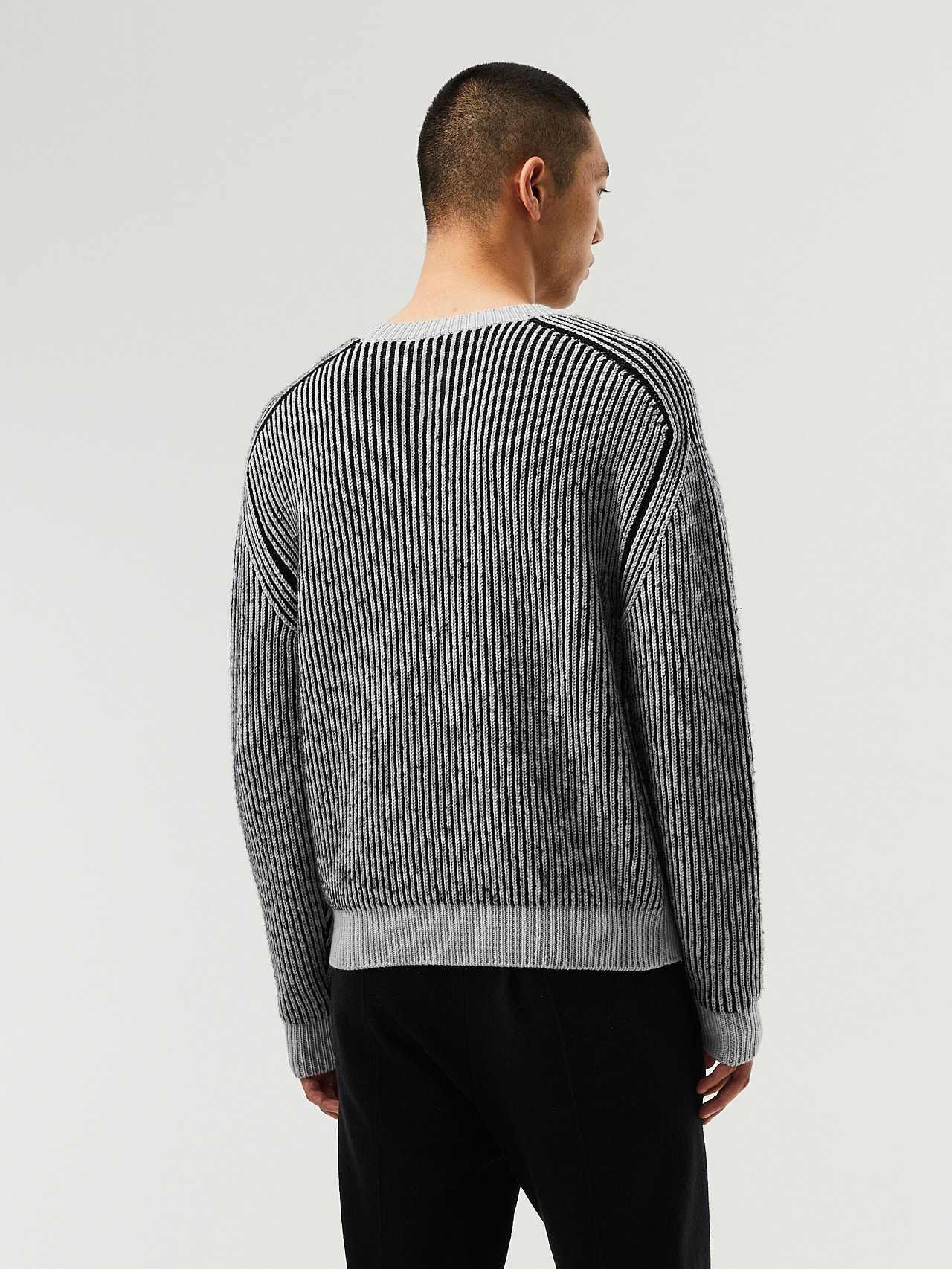 AlphaTauri | FAAME V2.Y7.02 | Chunky Knit Merino Wool Crewneck Sweater in Black / Grey for Men AlphaTauri | FAAME V2.Y7.02 | Chunky Knit Merino Wool Crewneck Sweater in Black / Grey for Men