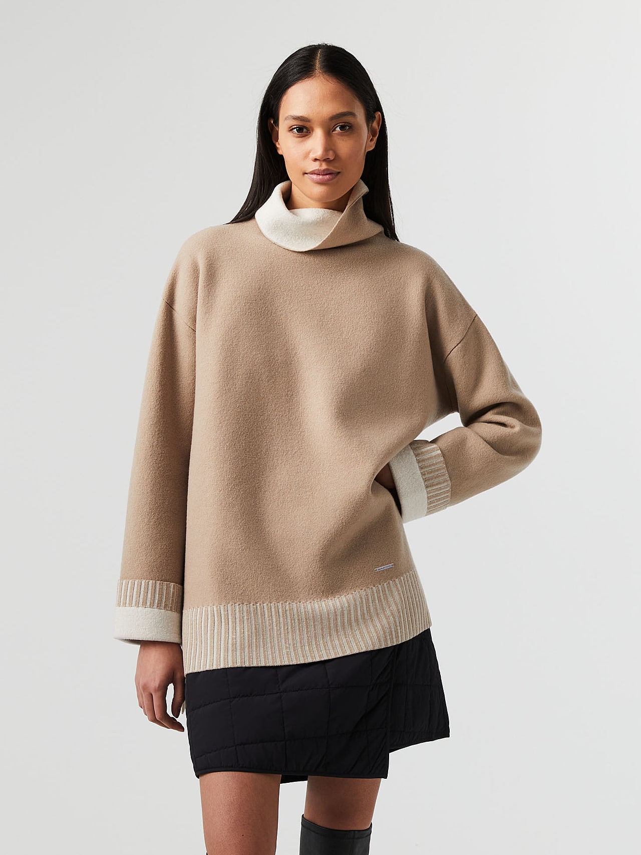 AlphaTauri | FREID V1.Y7.02 | Reversible Felted Merino Wool Knit Turtleneck in Chalk for Women AlphaTauri | FREID V1.Y7.02 | Reversible Felted Merino Wool Knit Turtleneck in Chalk for Women