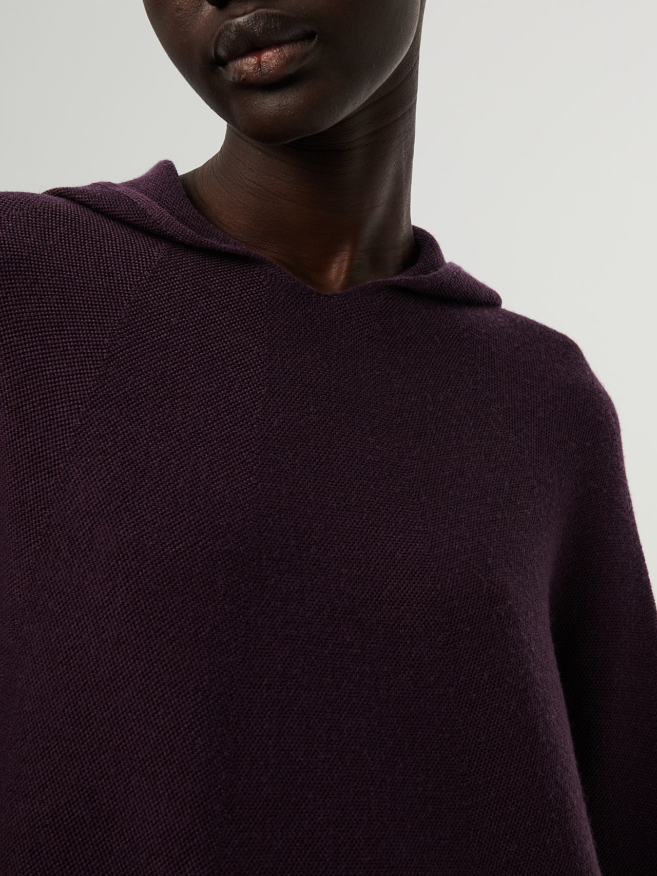 AlphaTauri | FIMUK V1.Y7.02 | Sweat à capuche en maille 3D sans coutures in Prune for Femme AlphaTauri | FIMUK V1.Y7.02 | Sweat à capuche en maille 3D sans coutures in Prune for Femme