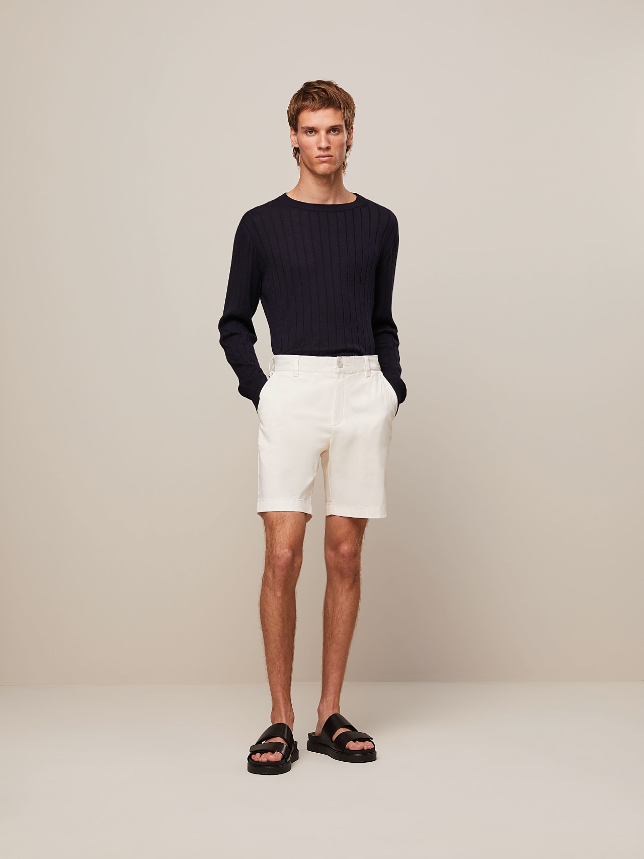 AlphaTauri | PLARK V2.Y7.01 | Cotton Chino Shorts in Off White for Men AlphaTauri | PLARK V2.Y7.01 | Cotton Chino Shorts in Off White for Men