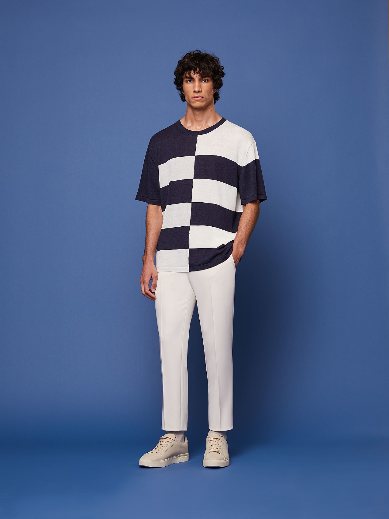 AlphaTauri | FALOL V1.Y7.01 | Oversized Knit T-Shirt in Navy / White for Men AlphaTauri | FALOL V1.Y7.01 | Oversized Knit T-Shirt in Navy / White for Men