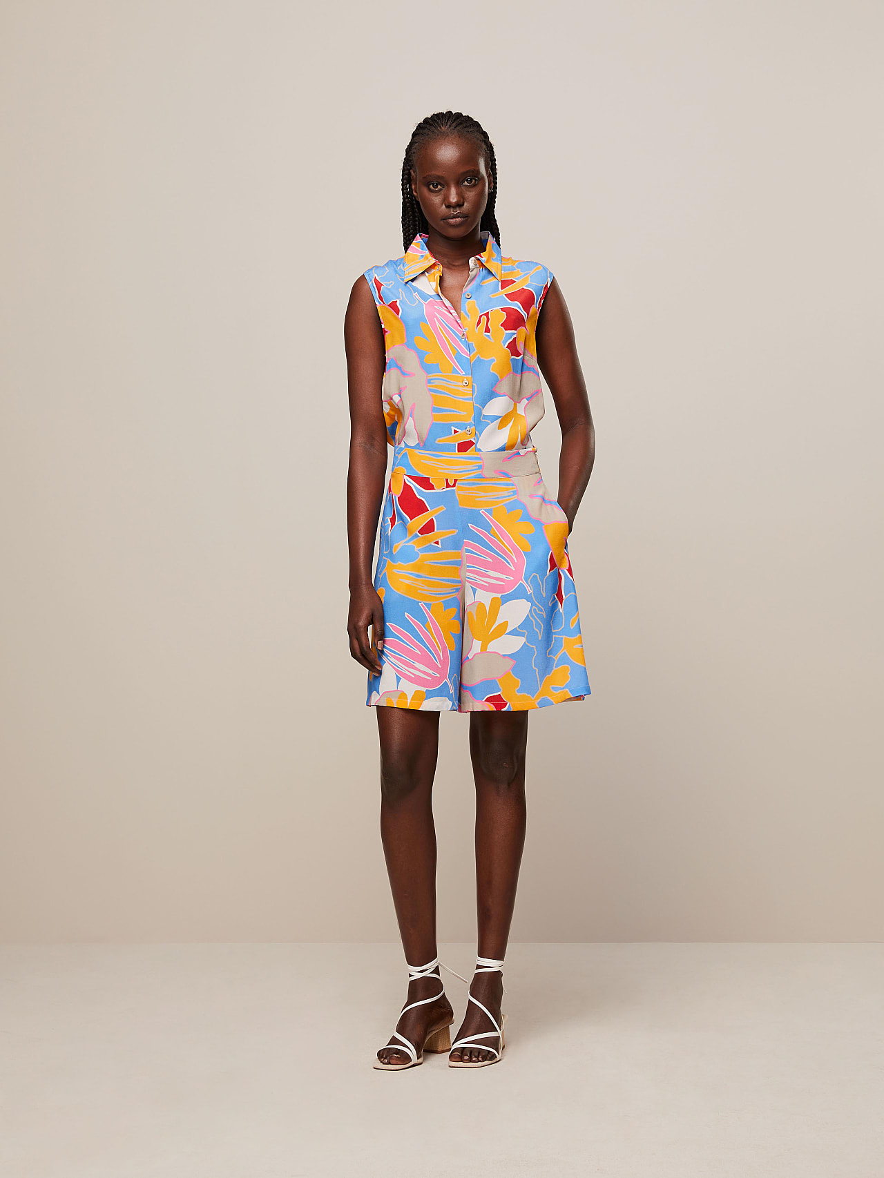 AlphaTauri | PIPSO V1.Y7.01 | Short évasé à fleurs in bleu ciel for Femme AlphaTauri | PIPSO V1.Y7.01 | Short évasé à fleurs in bleu ciel for Femme