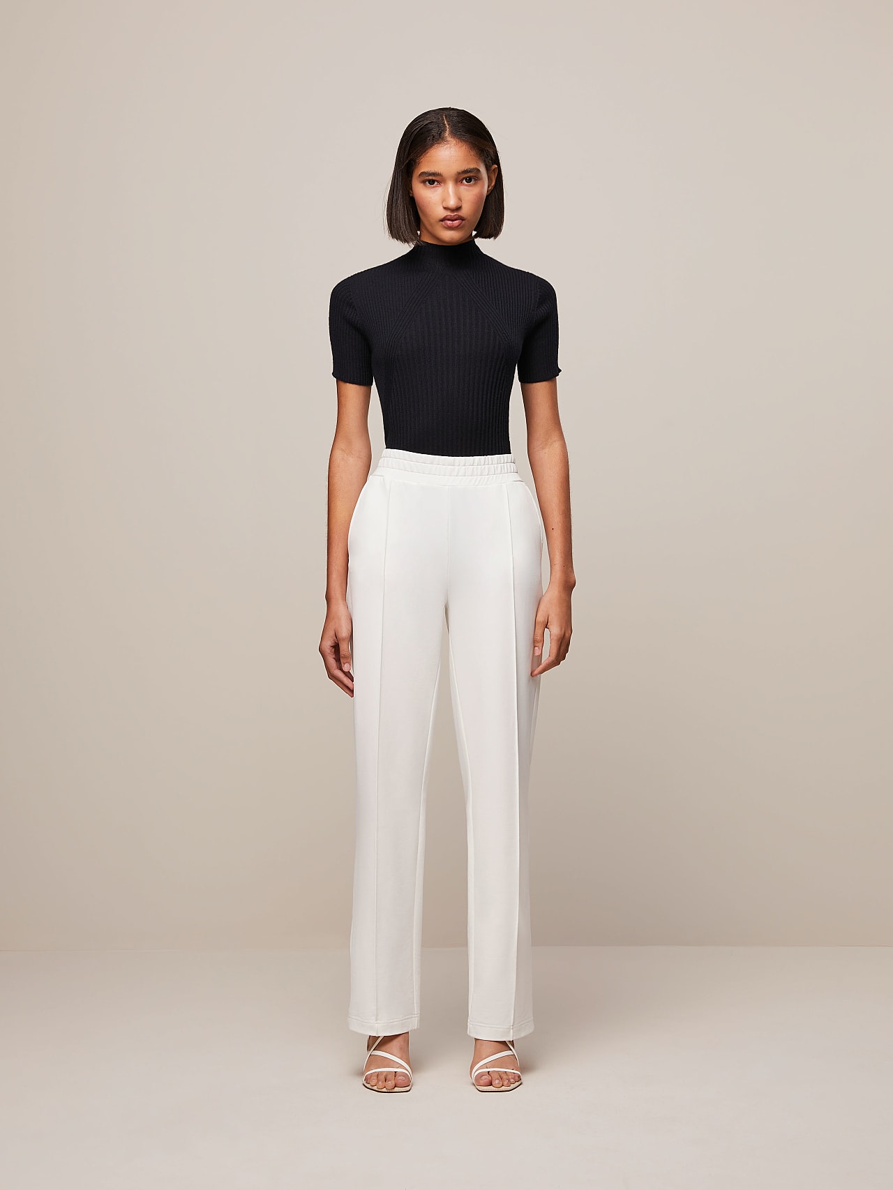 AlphaTauri | PUNTHA V1.Y7.01 | Straight-Leg Joggers in Ivory for Women AlphaTauri | PUNTHA V1.Y7.01 | Straight-Leg Joggers in Ivory for Women