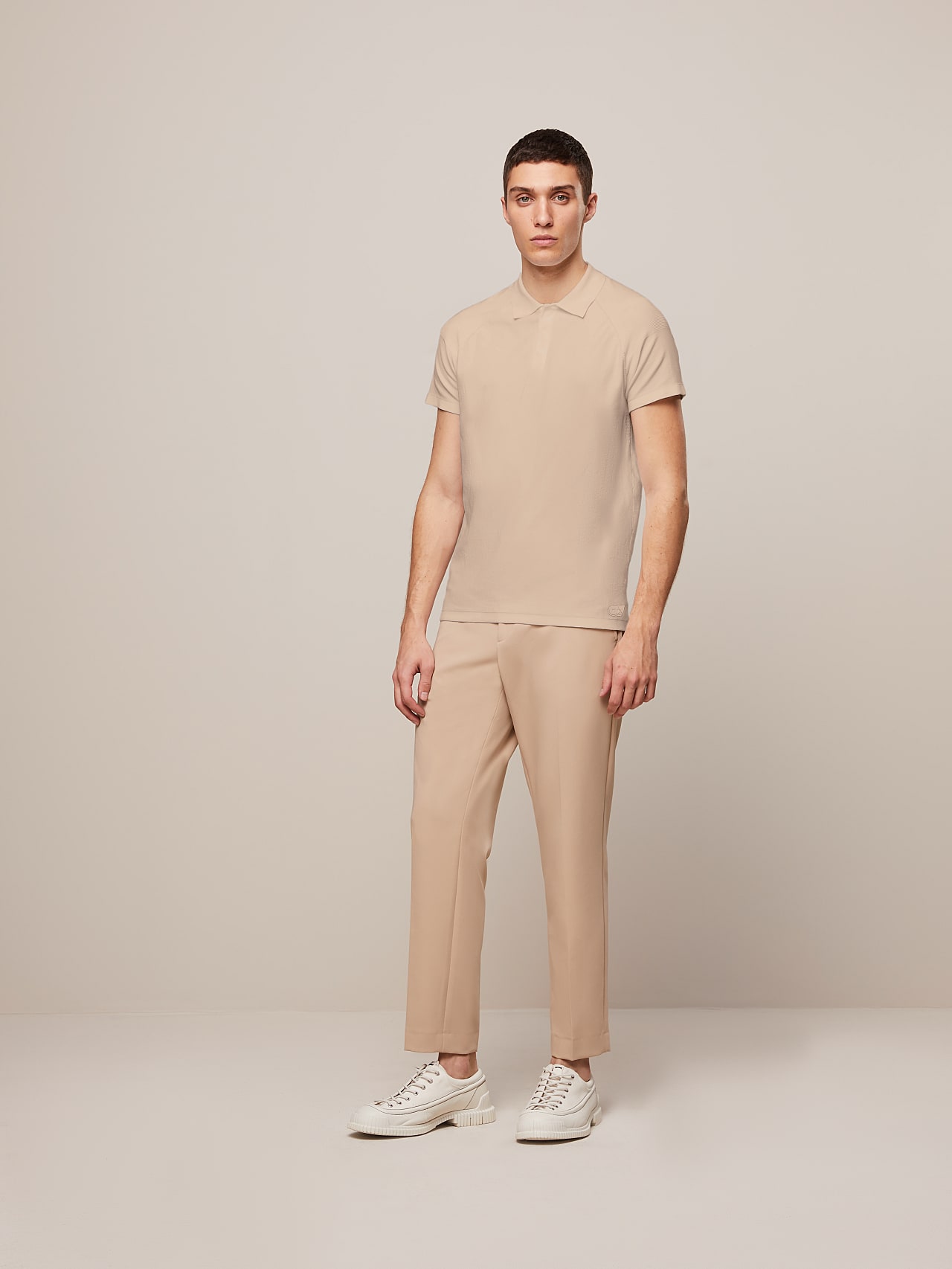 AlphaTauri | FENZI V1.Y5.01 | Performance Knit Polo-Shirt in Sand for Men AlphaTauri | FENZI V1.Y5.01 | Performance Knit Polo-Shirt in Sand for Men
