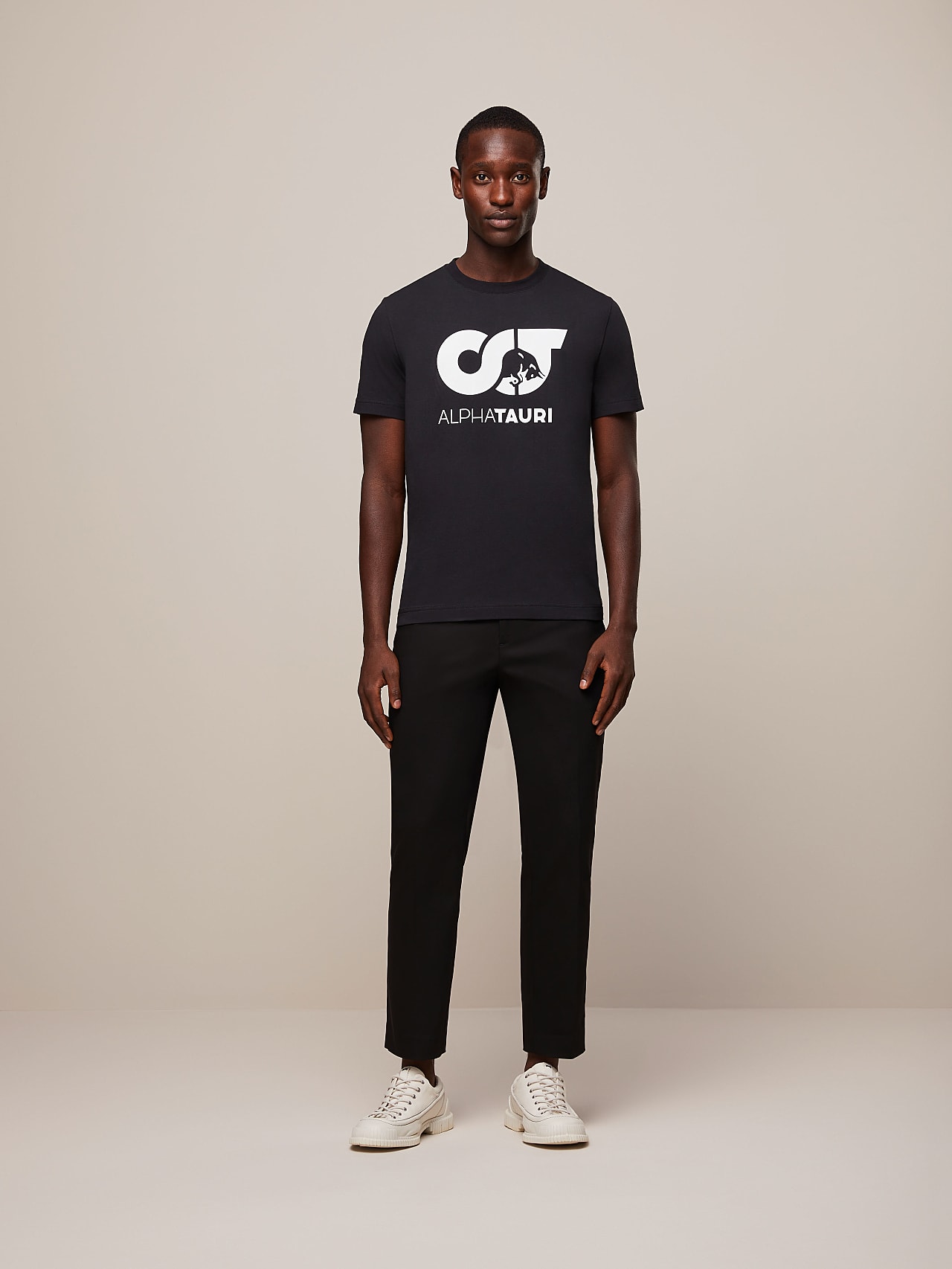 AlphaTauri | JERO V2.Y4.02 | Signature Logo T-Shirt in Black for Men AlphaTauri | JERO V2.Y4.02 | Signature Logo T-Shirt in Black for Men