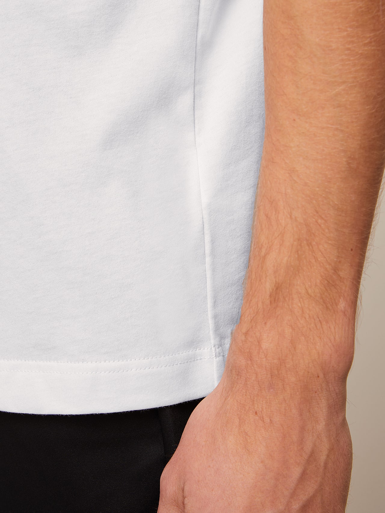 AlphaTauri | JOBA V1.Y6.01 | T-shirt in cotone in Bianco for Uomo AlphaTauri | JOBA V1.Y6.01 | T-shirt in cotone in Bianco for Uomo