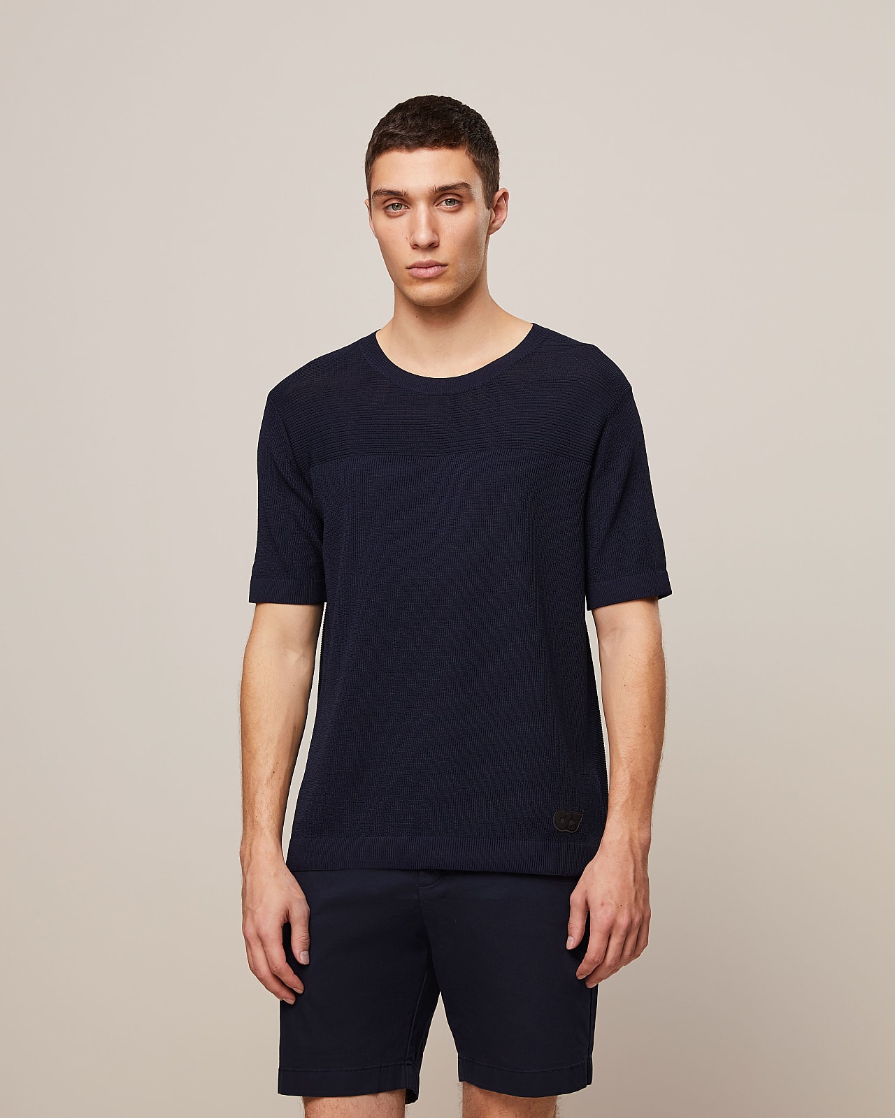 AlphaTauri | FENPO V1.Y6.01 | Performance Knit T-Shirt in Navy for Men AlphaTauri | FENPO V1.Y6.01 | Performance Knit T-Shirt in Navy for Men