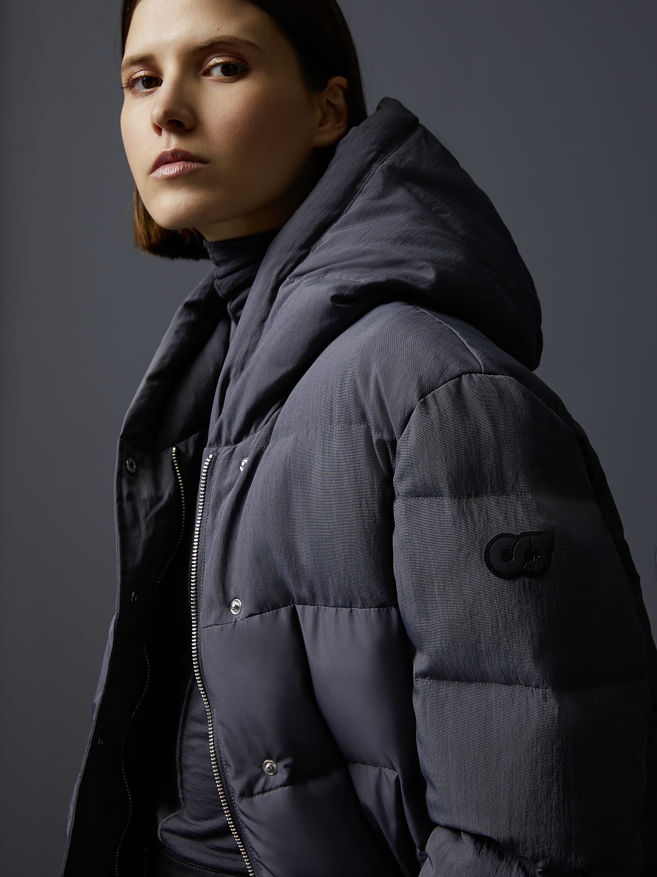 AlphaTauri | OMONAS V1.Y6.02 | PrimaLoft® Padded Jacket in Grey for Women AlphaTauri | OMONAS V1.Y6.02 | PrimaLoft® Padded Jacket in Grey for Women