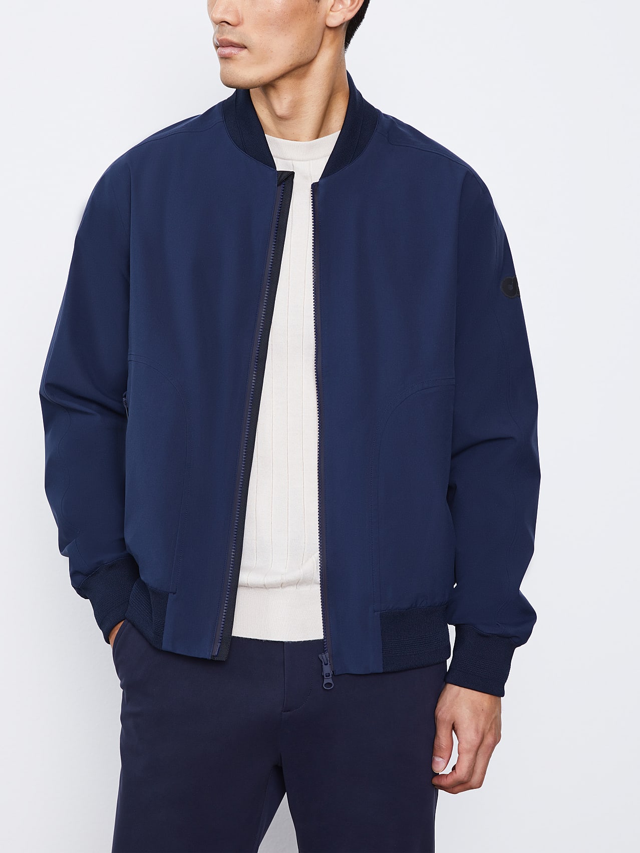 AlphaTauri | OSTOL V1.Y6.01 | Veste d’aviateur imperméable Taurobran® in Bleu Marine for Homme AlphaTauri | OSTOL V1.Y6.01 | Veste d’aviateur imperméable Taurobran® in Bleu Marine for Homme