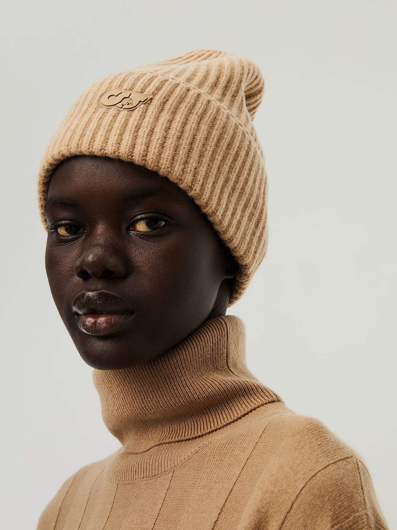 CASHMERE BIG BEANIE / DUSTY BRW