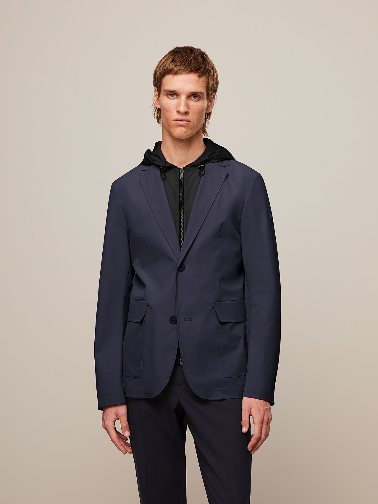 AlphaTauri | OBOSS V5.Y7.01 | Packable Water-Resistant Blazer in Navy for Men AlphaTauri | OBOSS V5.Y7.01 | Packable Water-Resistant Blazer in Navy for Men