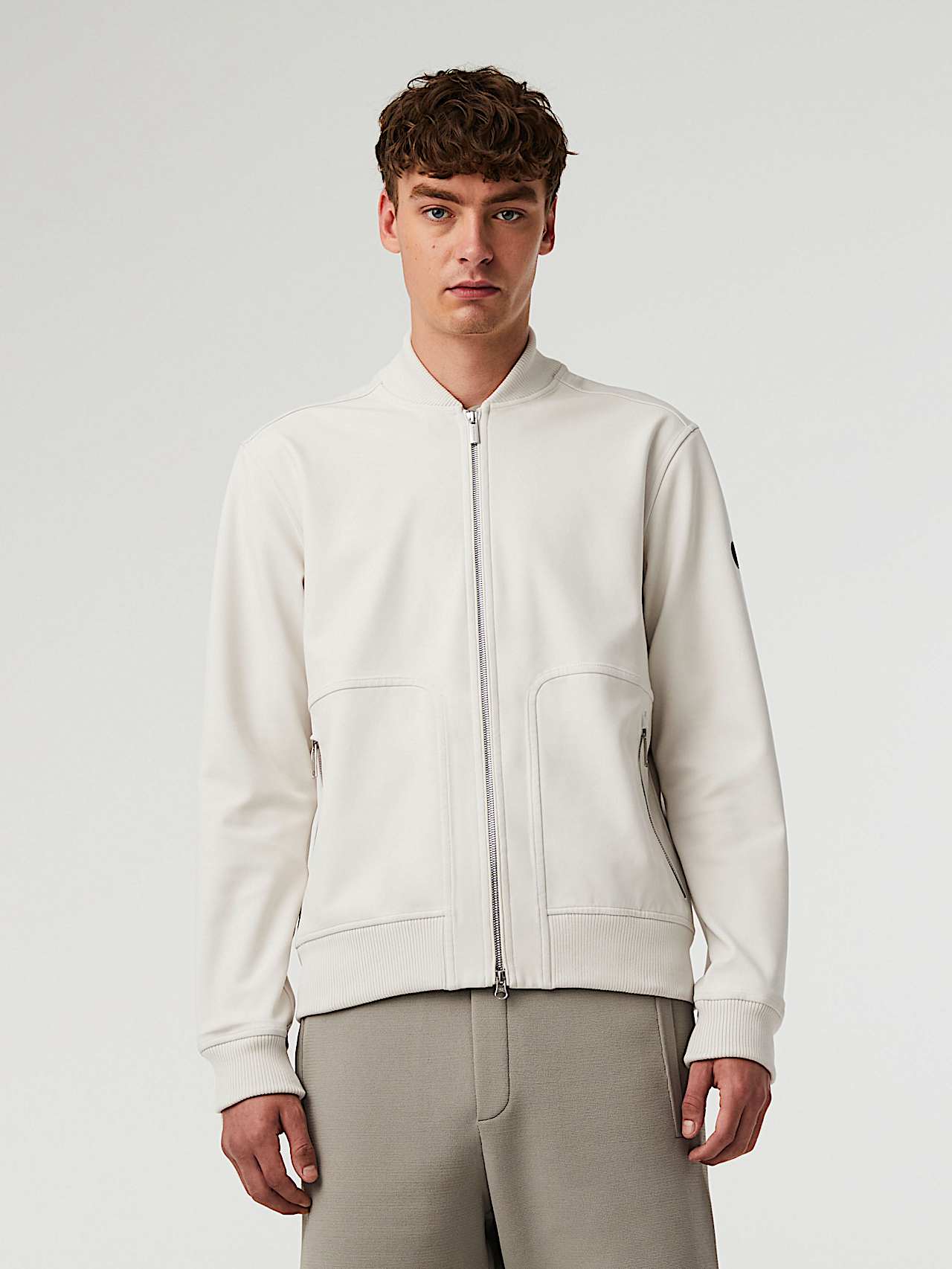 AlphaTauri | SROTA V2.Y7.01 | Cazadora bomber de Taurobran® impermeable in Color Hueso for Hombre