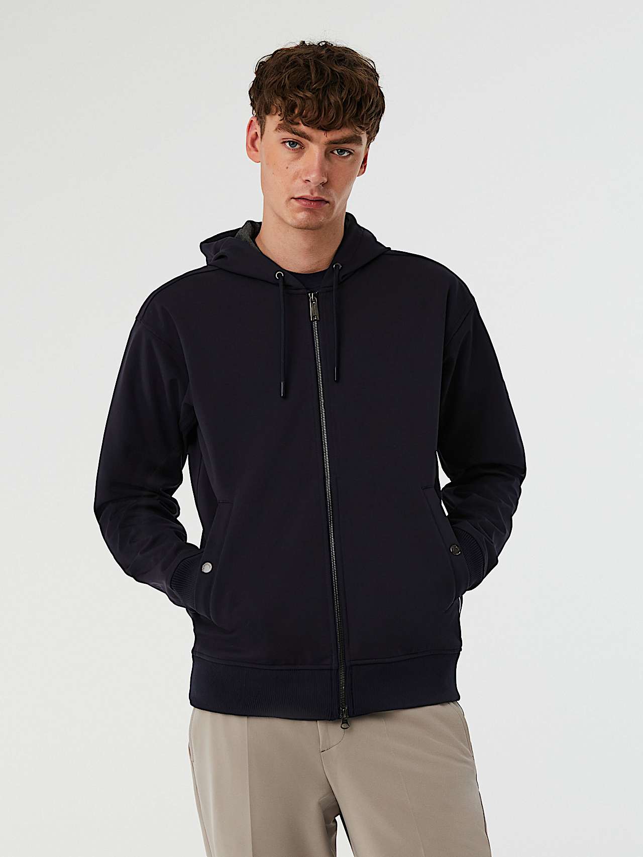 AlphaTauri | SROTE V1.Y7.01 | Wasserdichte Taurobran® Jacke mit Kapuze in Navy für Herren