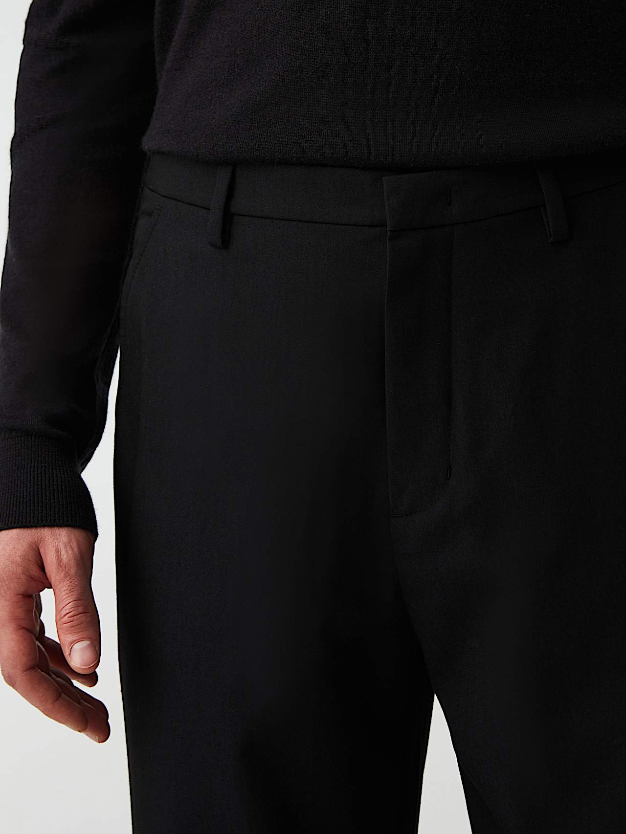 AlphaTauri | PAVE V1.Y8.02 | Pantalon coupe droite in Noir for Homme