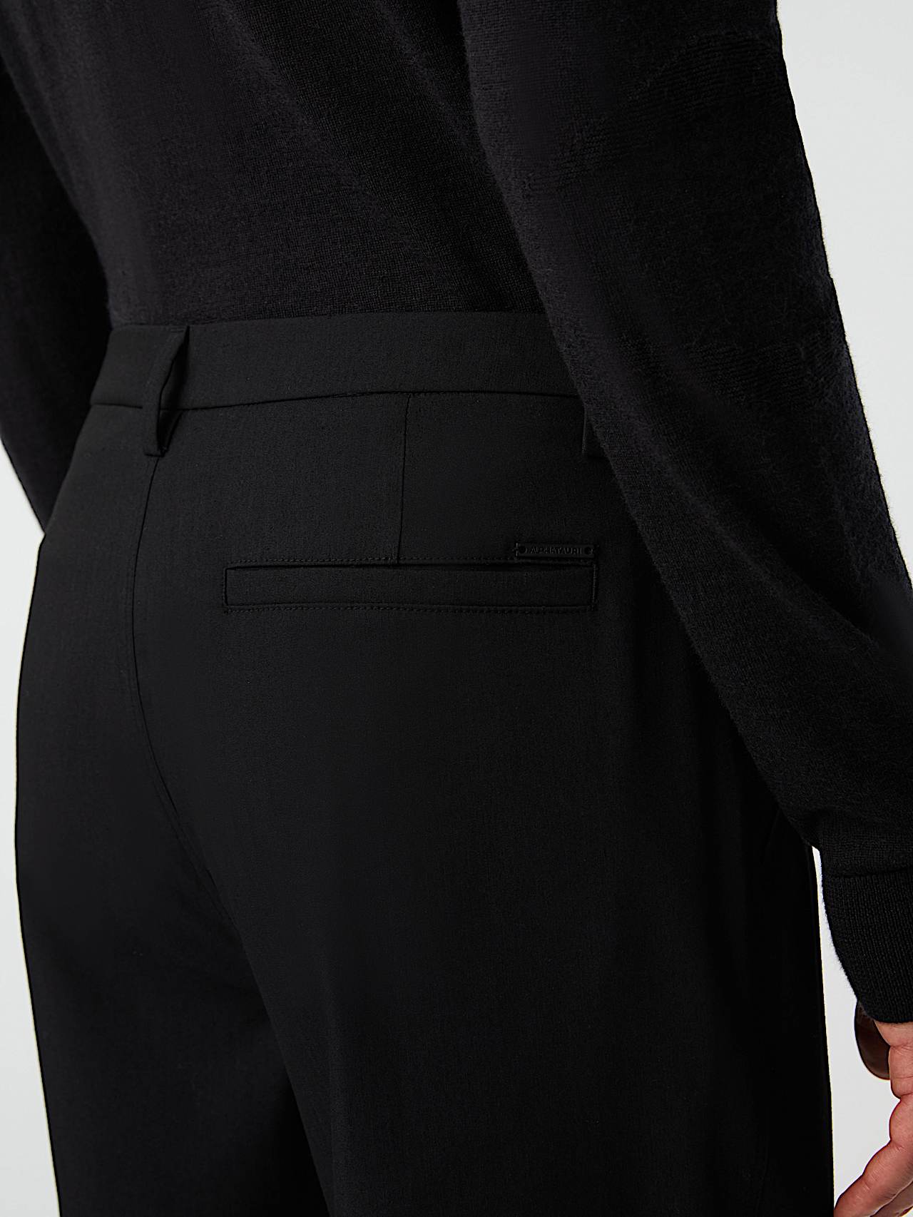 AlphaTauri | PAVE V1.Y8.02 | Pantalon coupe droite in Noir for Homme