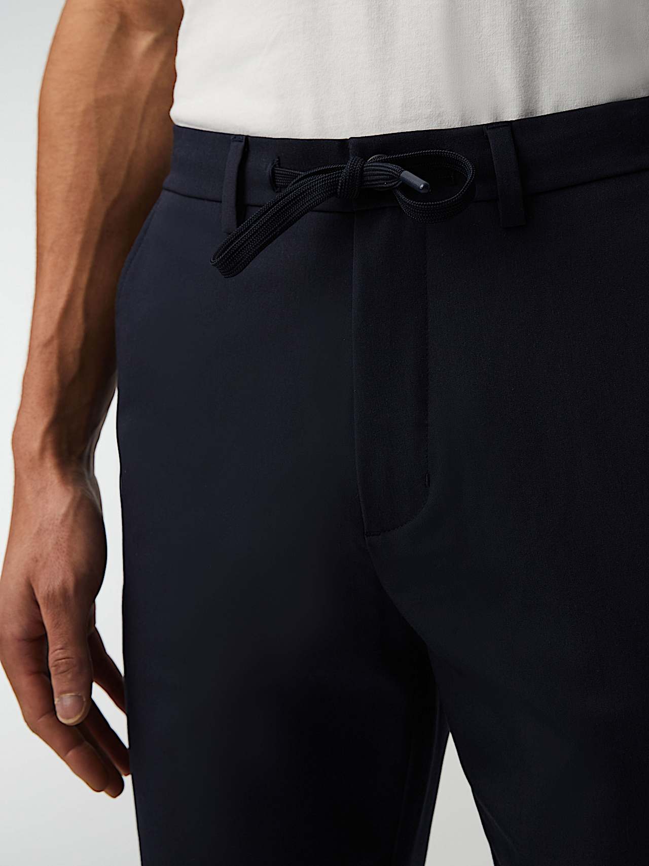 AlphaTauri | PALAN V1.Y8.02 | Pantaloni della tuta intessuti in Blu Marino for Uomo