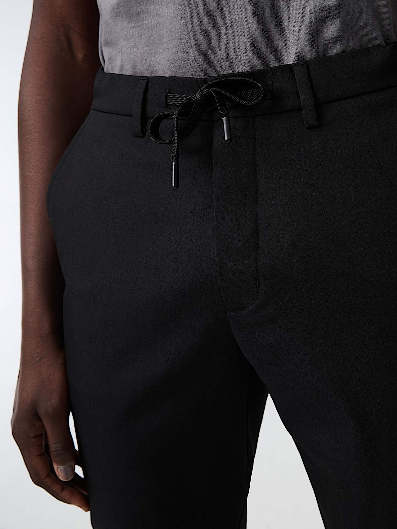 AlphaTauri | PALAN V1.Y8.02 | Jogging tissé in Noir for Homme