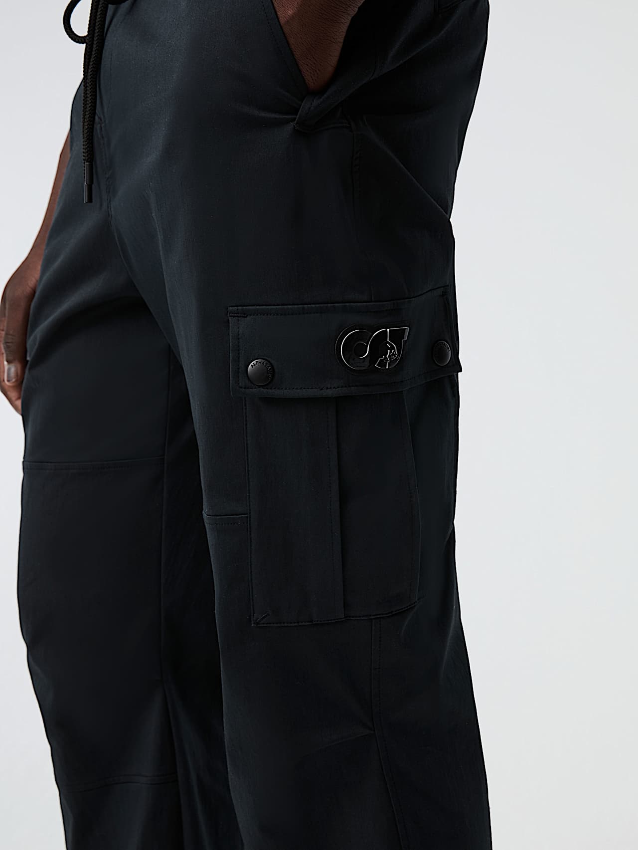 AlphaTauri | PALAL V1.Y8.02 | Pantalones cargo in Negro for Hombre