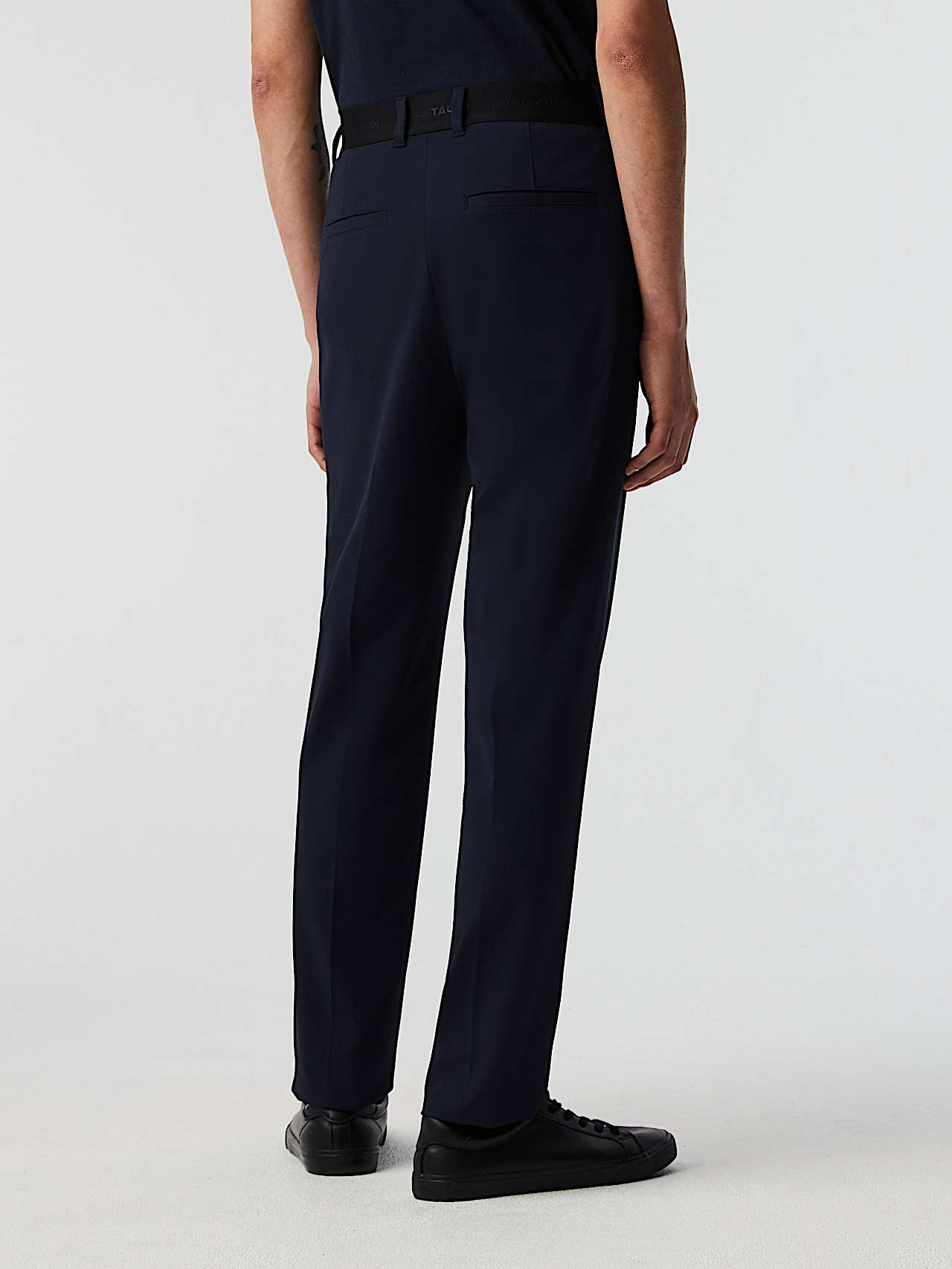 AlphaTauri | PALAS V1.Y8.02 | Pantalones con elástico en 4 direcciones in Azul Marino for Hombre