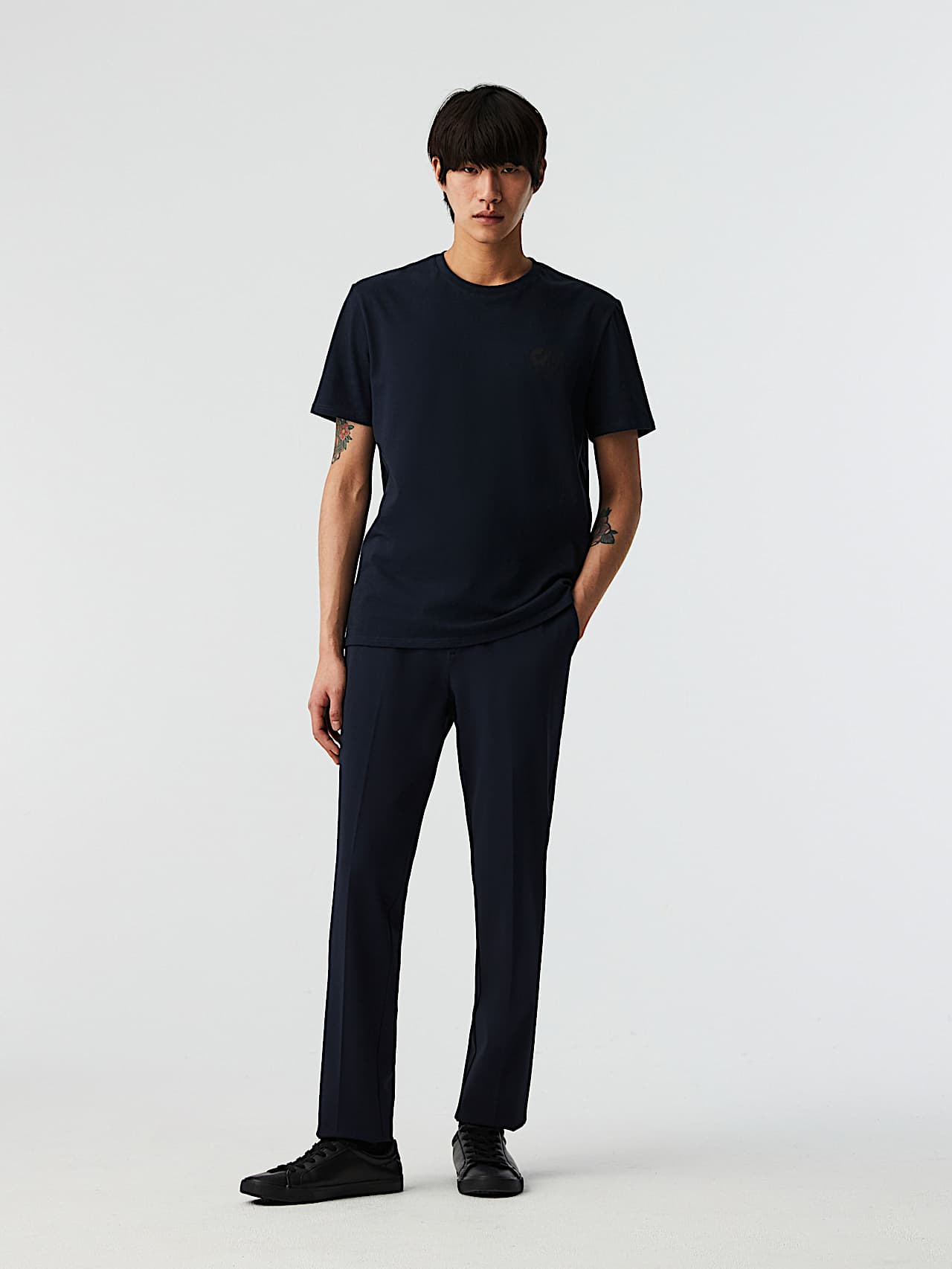 AlphaTauri | PALAS V1.Y8.02 | 4-Way-Stretch Trousers in Navy for Men