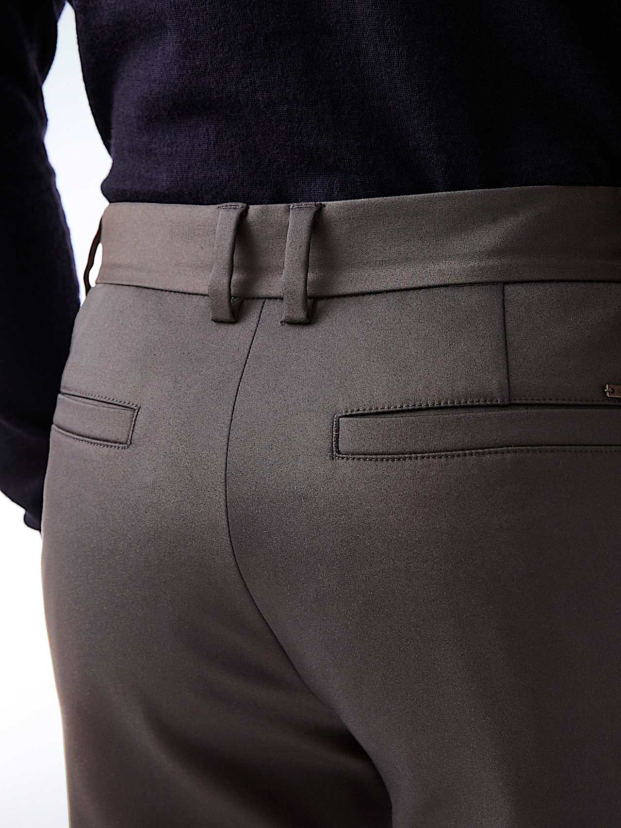 Tapered-Pants-PADEN-V1-Y8-02.jpg Tapered-Pants-PADEN-V1-Y8-02.jpg