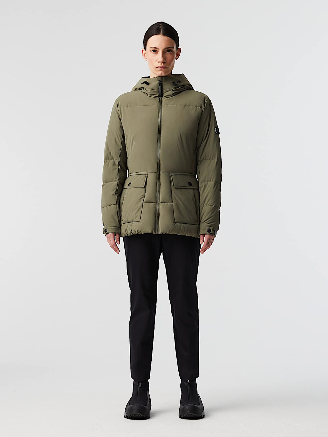 AlphaTauri | OLAS V1.Y8.02 | Chaqueta PrimaLoft® acolchada y ligera in Oliva for Mujer