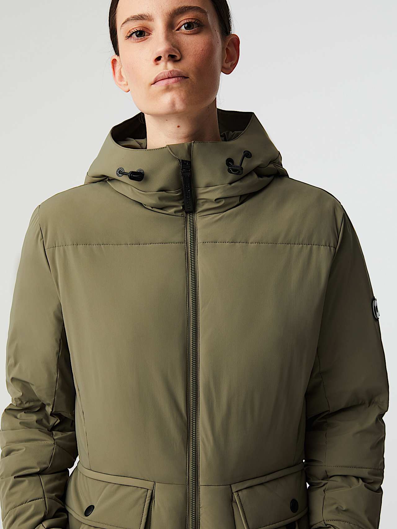 AlphaTauri | OLAS V1.Y8.02 | Chaqueta PrimaLoft® acolchada y ligera in Oliva for Mujer