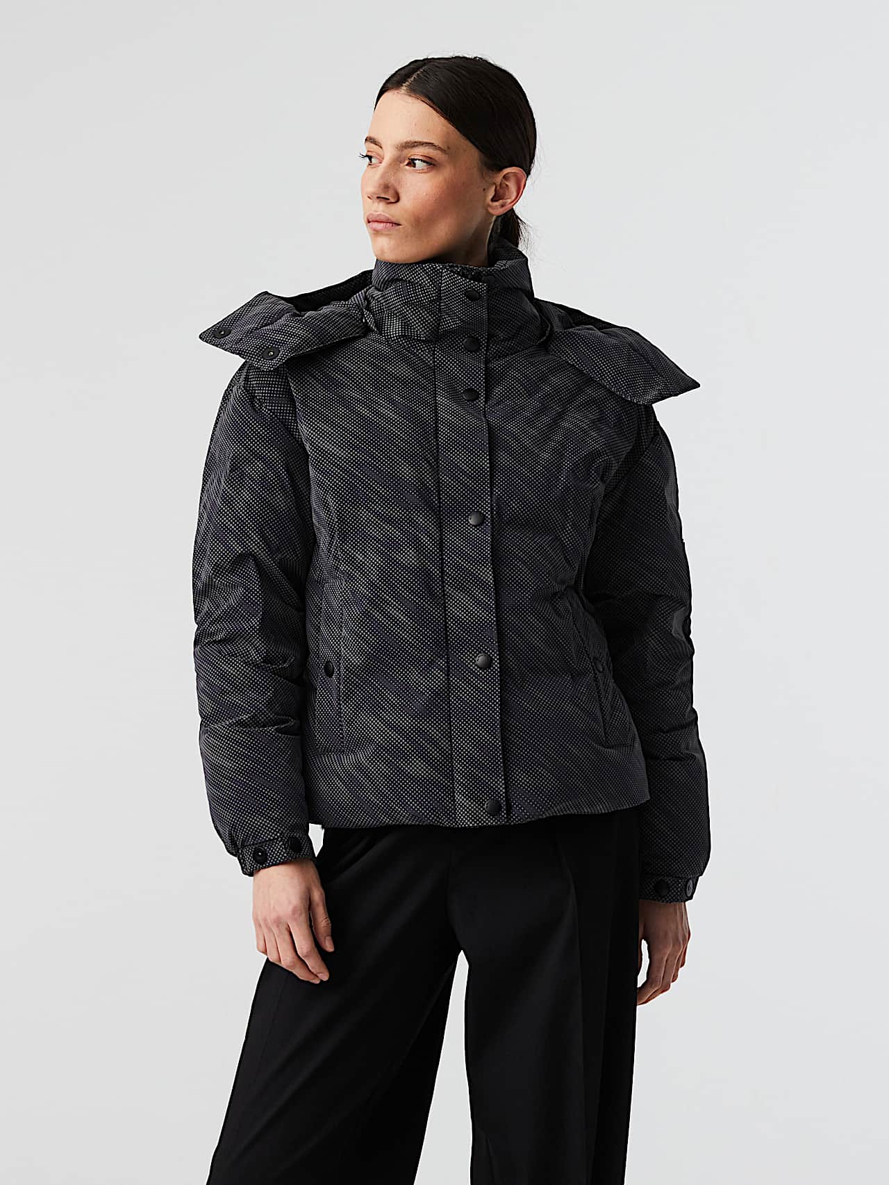 AlphaTauri | ONAS V1.Y8.02 | Daunen-Steppjacke in Dunkelgrau für Damen