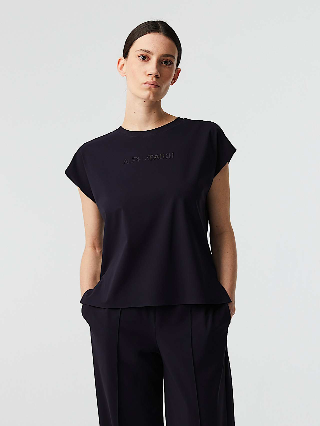 AlphaTauri | JEUWAL V2.Y8.02 | T-shirt en jersey Power Stretch in Bleu Marine for Femme