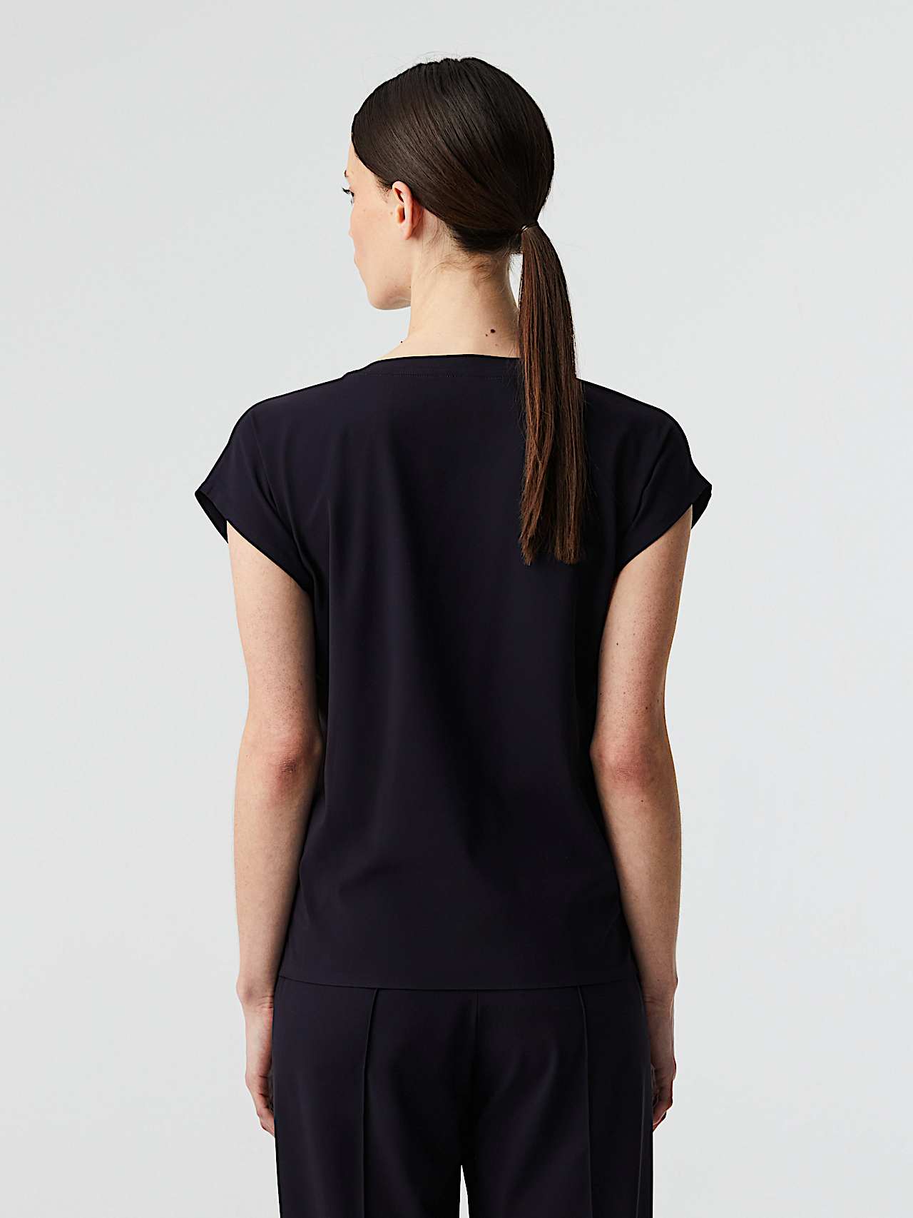 AlphaTauri | JEUWAL V2.Y8.02 | T-shirt en jersey Power Stretch in Bleu Marine for Femme