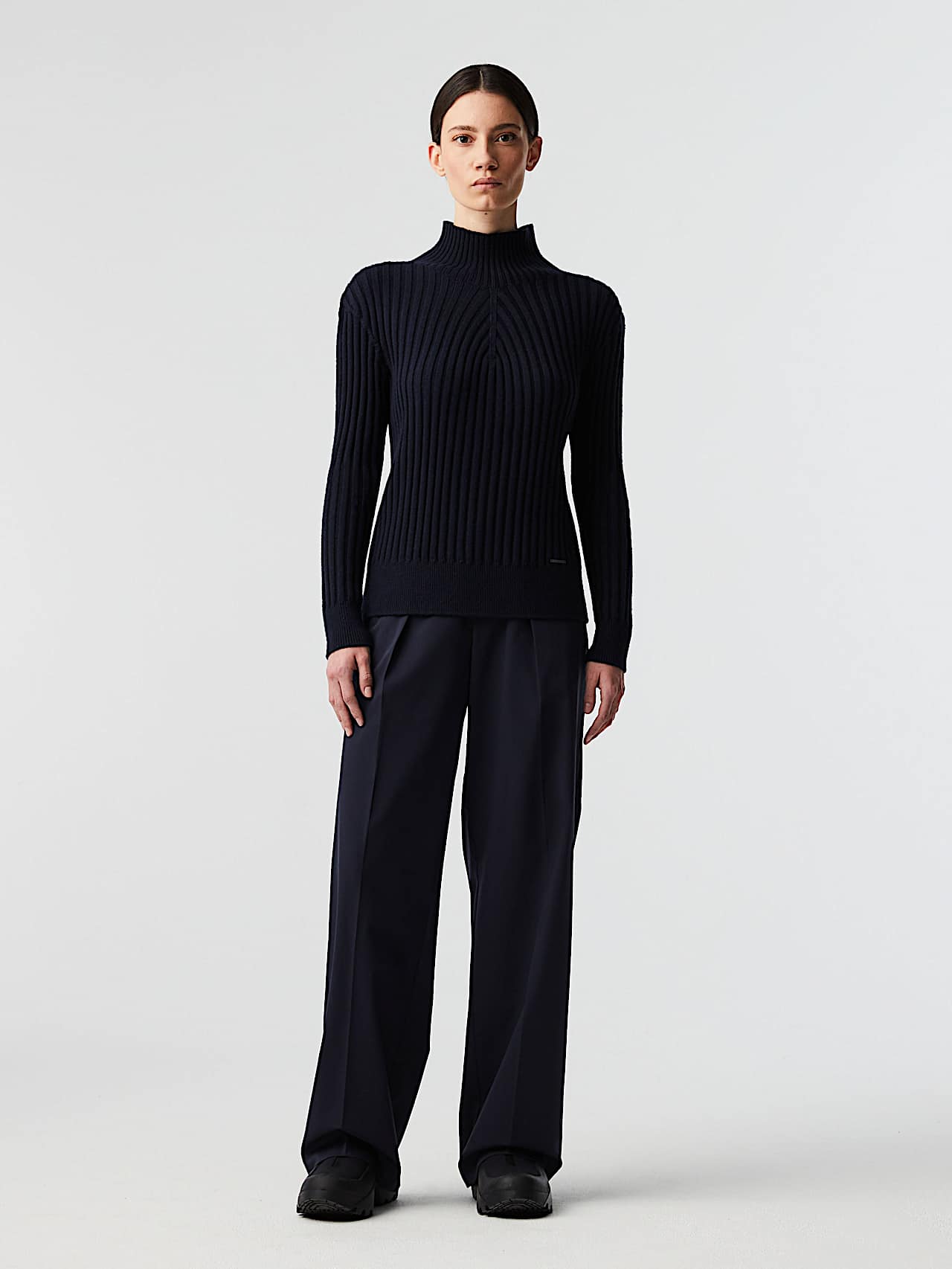 AlphaTauri | PECRA V1.Y8.01 | High-Waisted Wide-Leg Trousers in Navy for Women