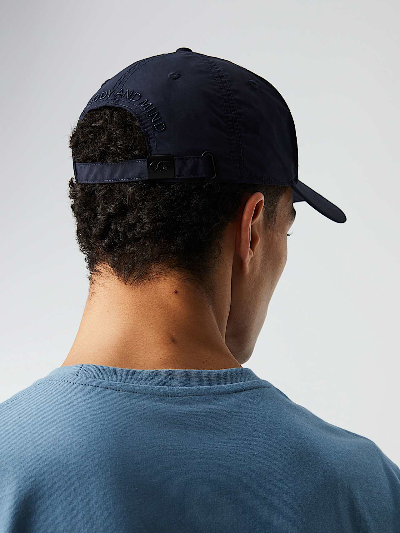 AlphaTauri | AVISI V4.Y8.02 | Cap with Signature Logo in Navy for Unisex