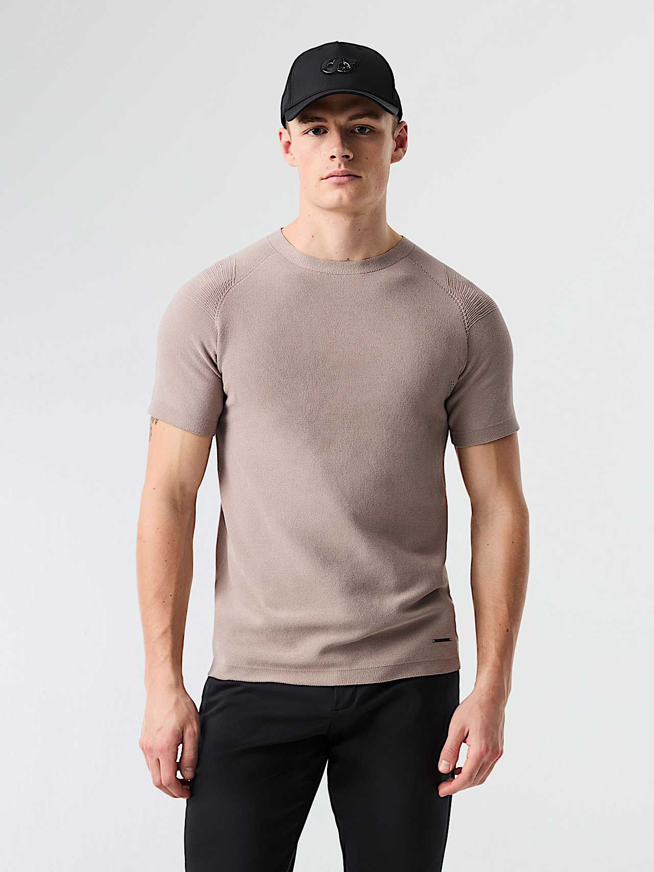 AlphaTauri | AVISU V1.Y8.02 | Cap with Signature Logo Patch in Black for Unisex