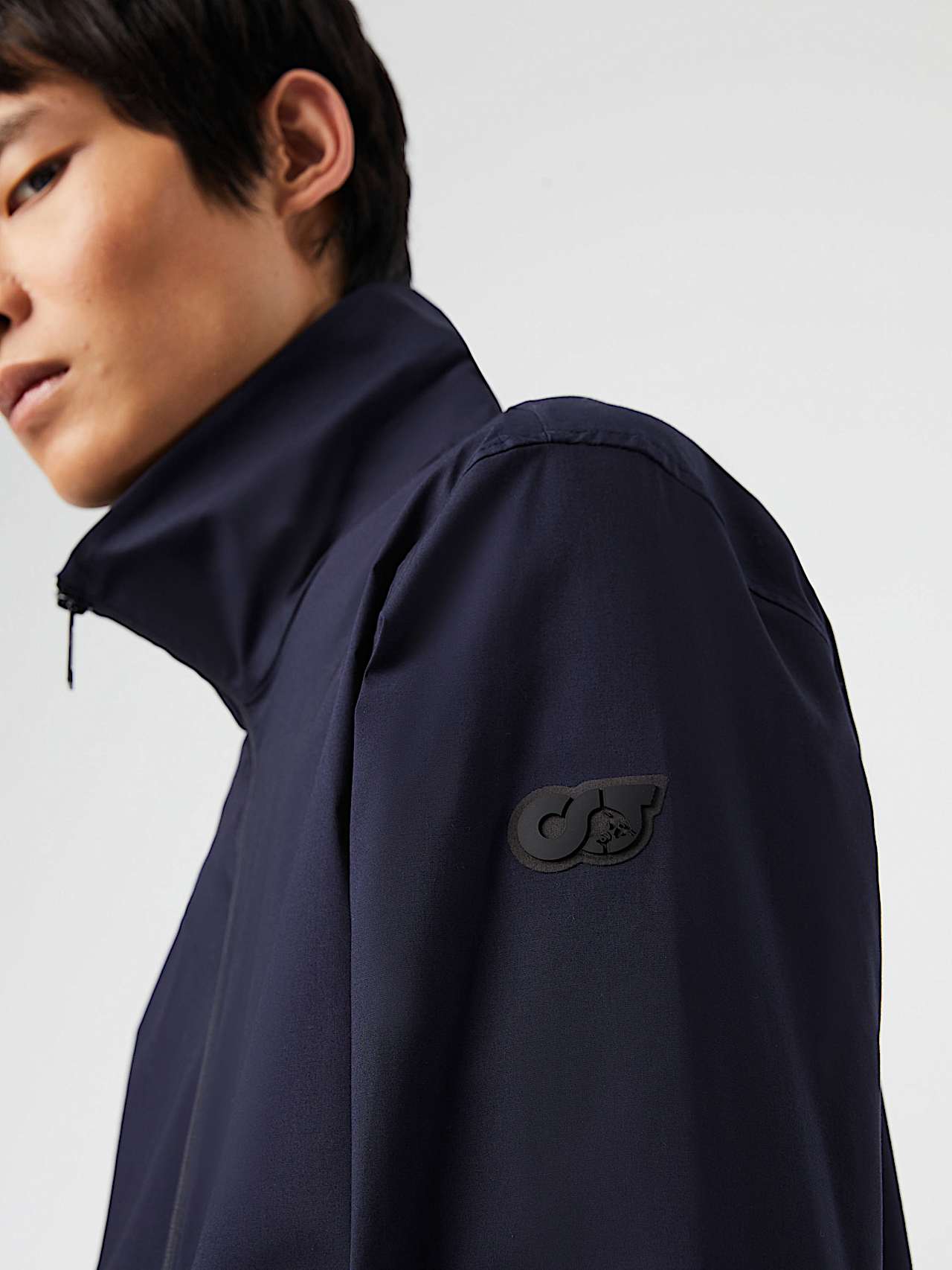 AlphaTauri | WLAN V1.Y8.01 | Surchemise déperlante in Bleu Marine for Homme