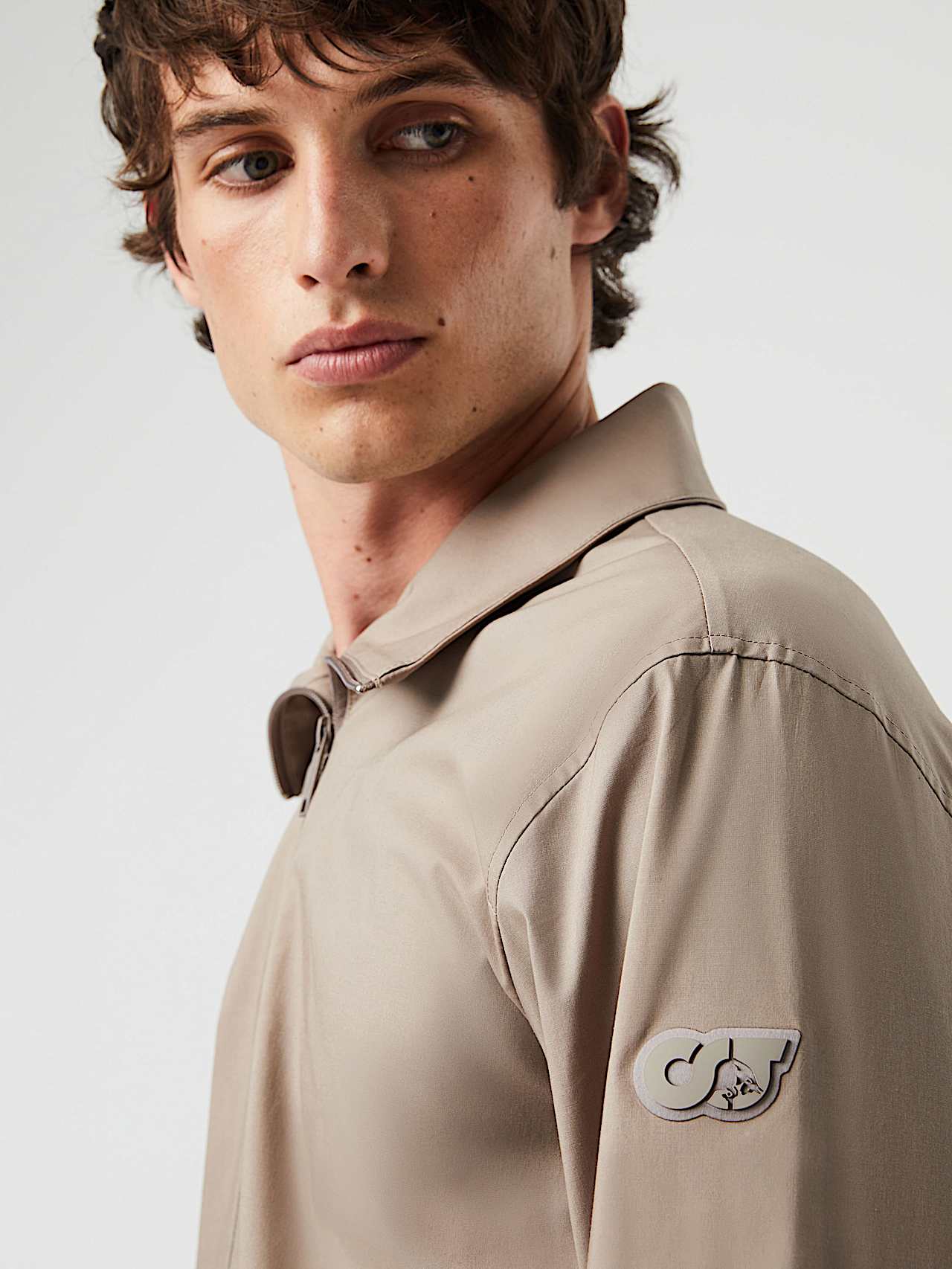 AlphaTauri | WLAN V1.Y8.01 | Surchemise déperlante in Taupe/Brun for Homme