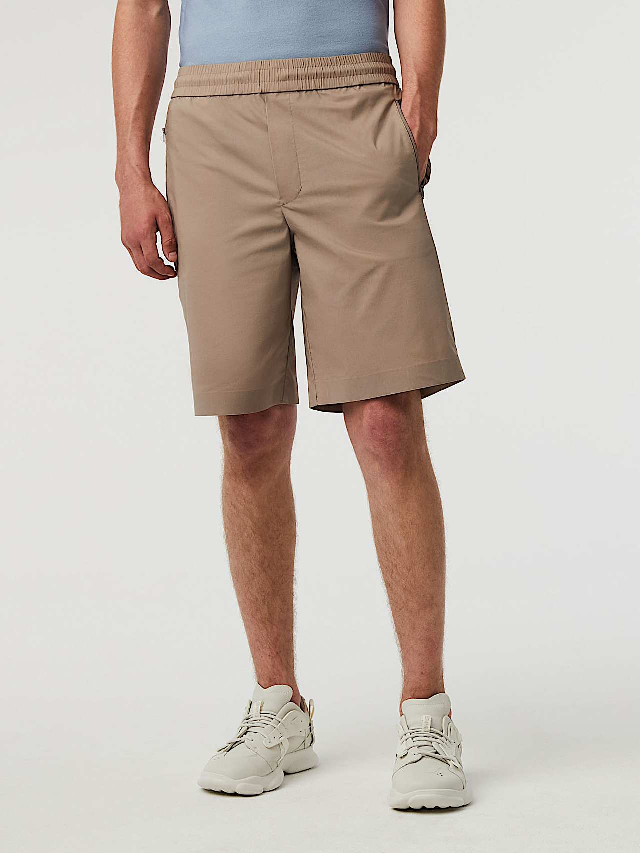 AlphaTauri | PHYBEA V1.Y8.01 | Wasserabweisende Shorts in Taupe / Braun für Herren